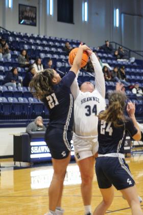 Lady Wolves