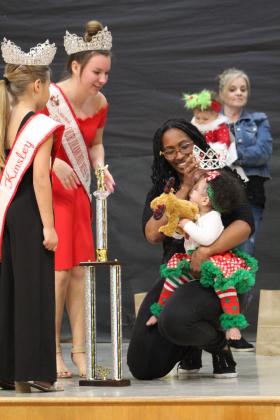 Miss &amp; Mr. Christmas Pageant