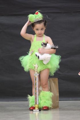 Miss &amp; Mr. Christmas Pageant