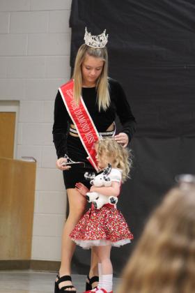 Miss &amp; Mr. Christmas Pageant