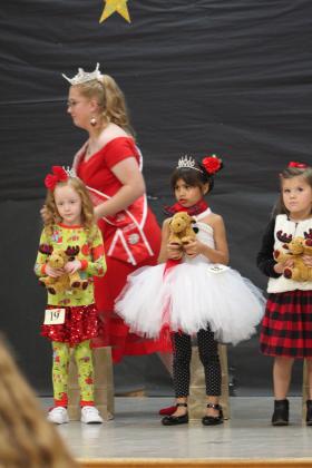 Miss &amp; Mr. Christmas Pageant