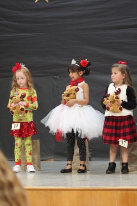Miss &amp; Mr. Christmas Pageant