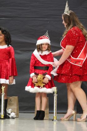 Miss &amp; Mr. Christmas Pageant