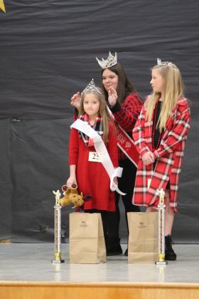 Miss &amp; Mr. Christmas Pageant