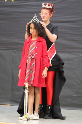Miss &amp; Mr. Christmas Pageant