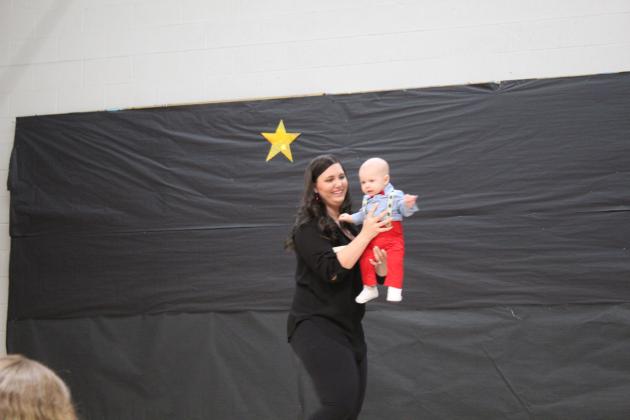 Miss &amp; Mr. Christmas Pageant
