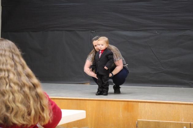 Miss &amp; Mr. Christmas Pageant