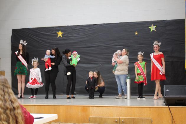 Miss &amp; Mr. Christmas Pageant