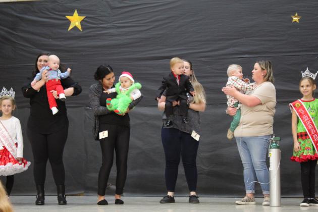 Miss &amp; Mr. Christmas Pageant