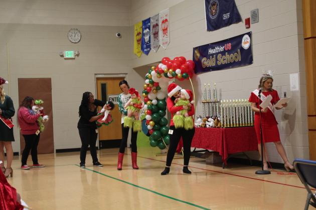 Miss &amp; Mr. Christmas Pageant