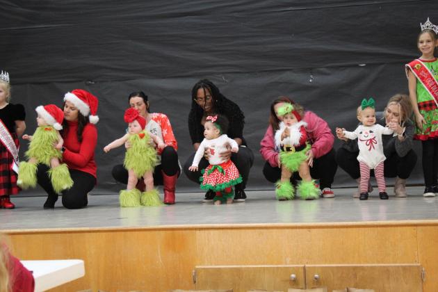 Miss &amp; Mr. Christmas Pageant