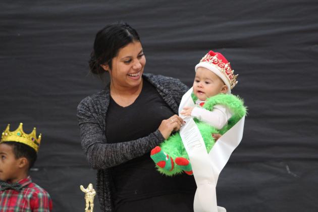 Miss &amp; Mr. Christmas Pageant
