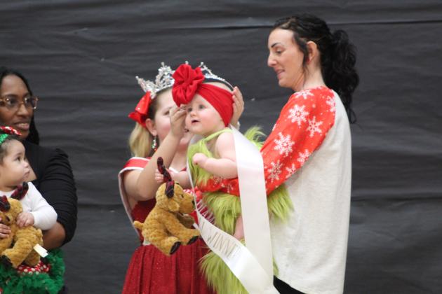 Miss &amp; Mr. Christmas Pageant
