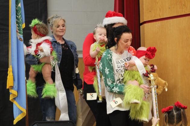 Miss &amp; Mr. Christmas Pageant