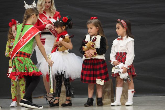 Miss &amp; Mr. Christmas Pageant