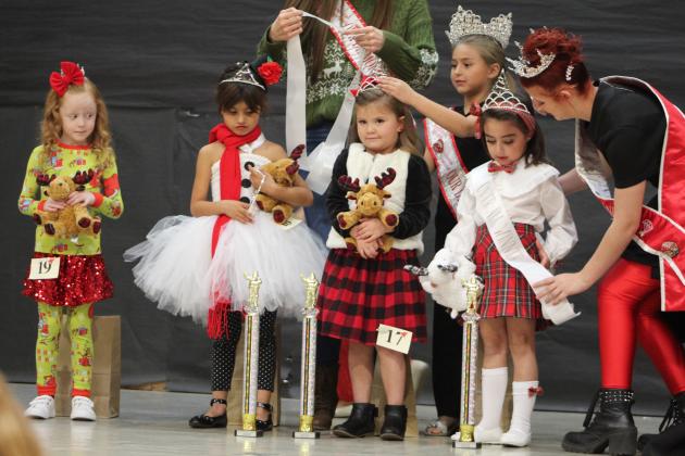 Miss &amp; Mr. Christmas Pageant