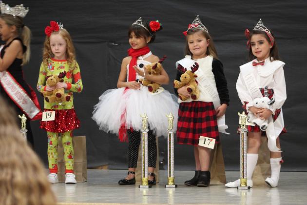 Miss &amp; Mr. Christmas Pageant
