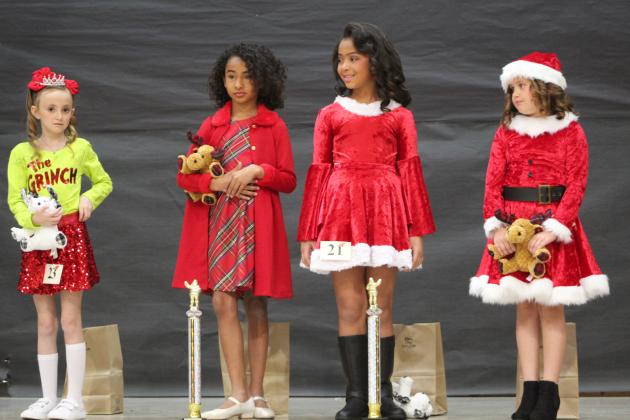 Miss &amp; Mr. Christmas Pageant