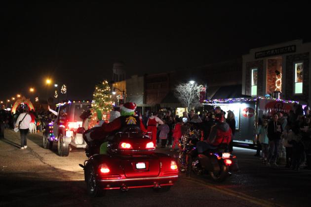 Grinchmas Holiday Parade &amp; Marching Band Contest