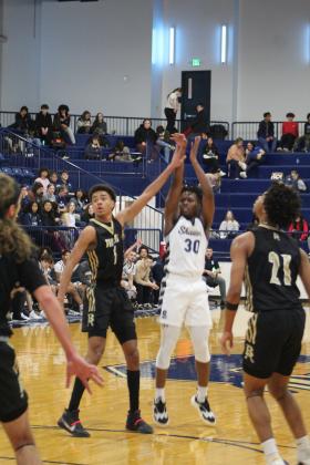 Shawnee Wolves vs. Broken Arrow Tigers