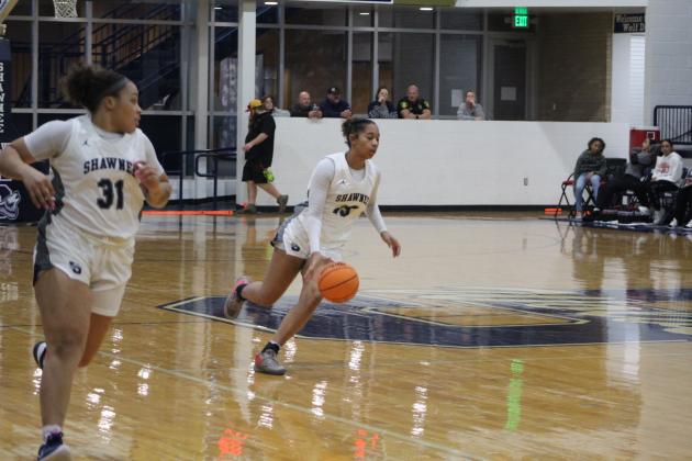 Shawnee Lady Wolves vs. Mustang Lady Broncos