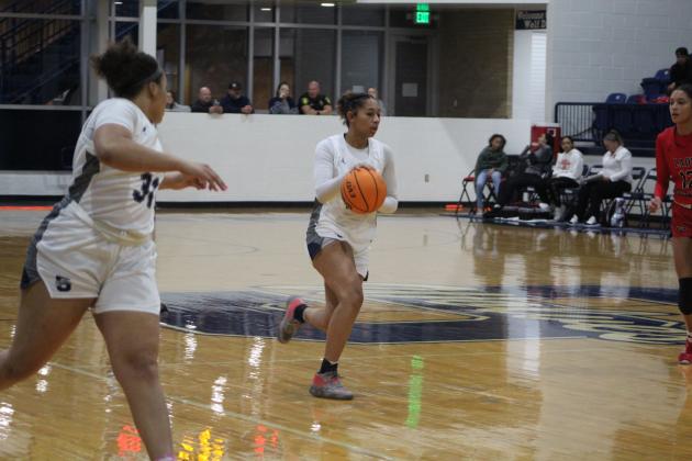 Shawnee Lady Wolves vs. Mustang Lady Broncos