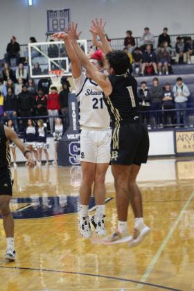 Shawnee Wolves vs. Broken Arrow Tigers