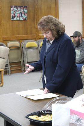 At a Special Session on Jan. 21, Shawnee Public Schools Human Resources Administrative Assistant Kristi Campbell tells about what they can offer the Shawnee Board of Education during the superintendent hiring process. Countywide &amp; Sun/Natasha Dunagan