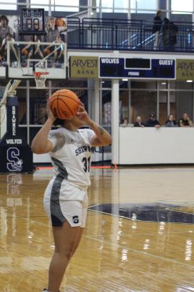 Shawnee Lady Wolves vs. Mustang Lady Broncos