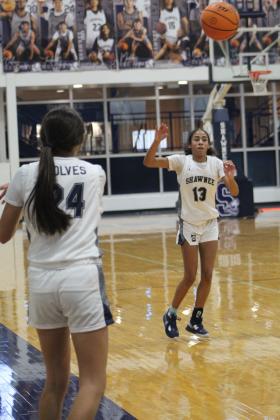 Shawnee Lady Wolves vs. Mustang Lady Broncos