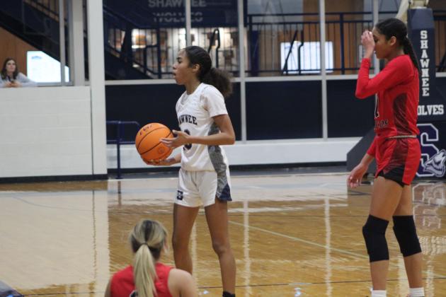 Shawnee Lady Wolves vs. Mustang Lady Broncos