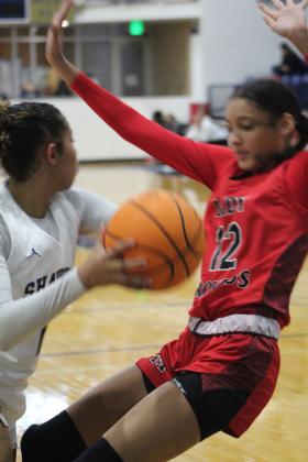 Shawnee Lady Wolves vs. Mustang Lady Broncos