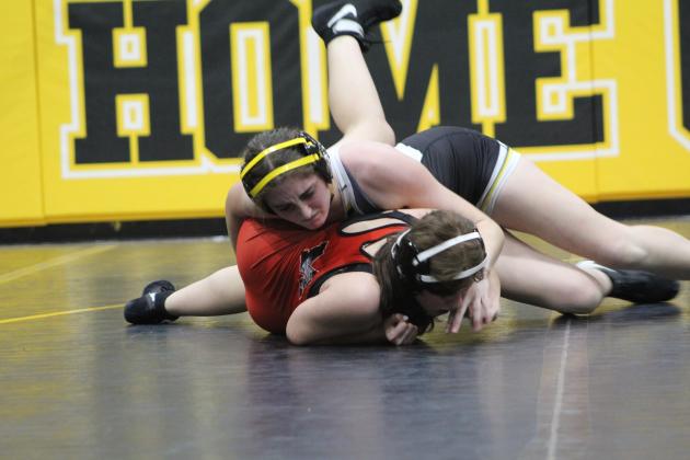 Savages vs. Redskins Wrestling