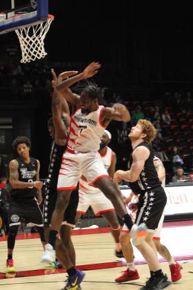Potawatomi Fire vs. Rockwall 7'ers