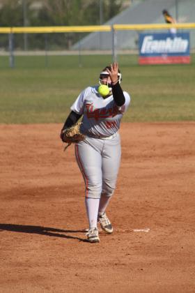 Raeyleigh Gensman steps in as the relief pitcher in the bottom of the fifth inning. Countywide &amp; Sun/Natasha Dunagan