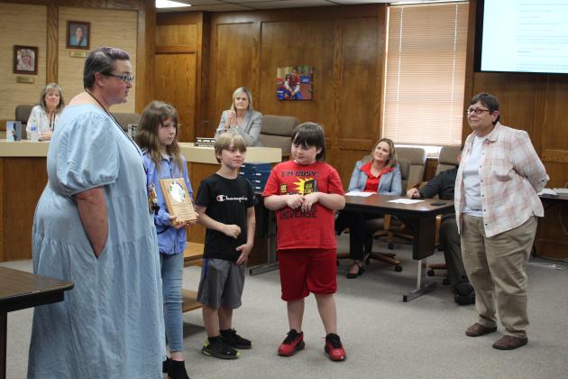 Fourth-Grade State Math Champs: KimberLynn Allen, Tucker Richardson &amp; David Richardson