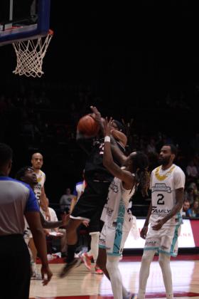 Fire vs. Sky Kings
