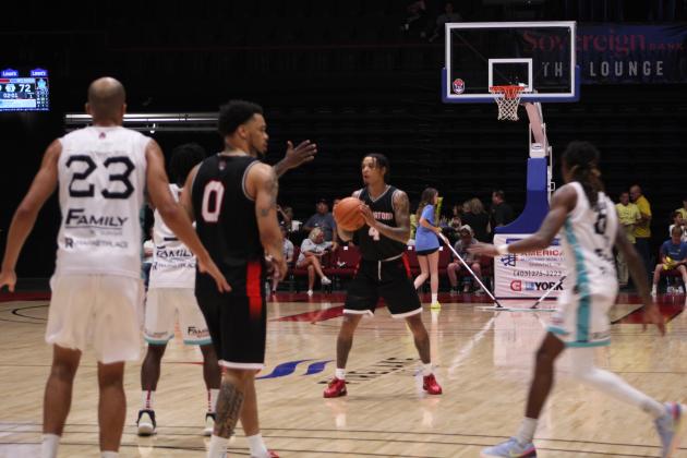 Fire vs. Sky Kings