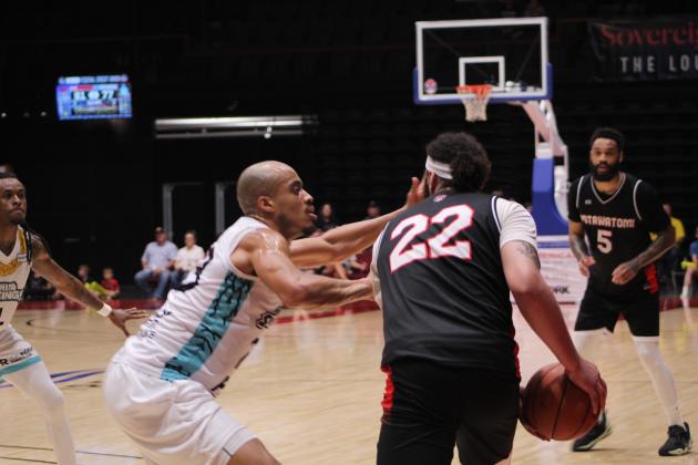 Fire vs. Sky Kings