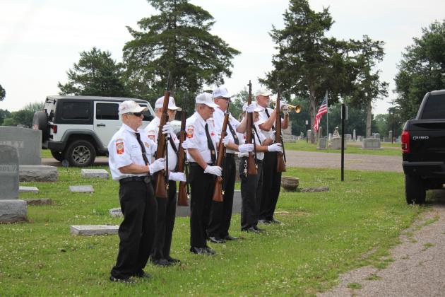 Shawnee Memorial Day Service at Fairview Cemetery