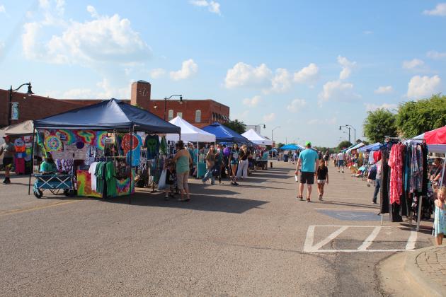 Mingle on Main Street Block Party