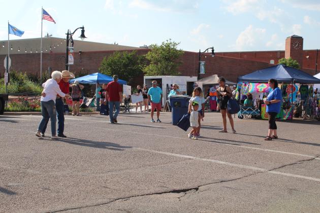 Mingle on Main Street Block Party
