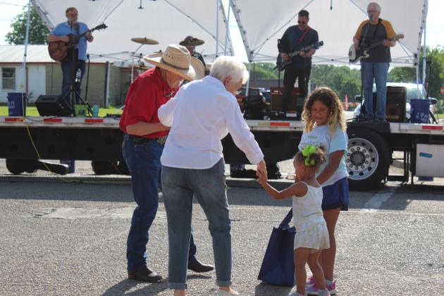 Mingle on Main Street Block Party