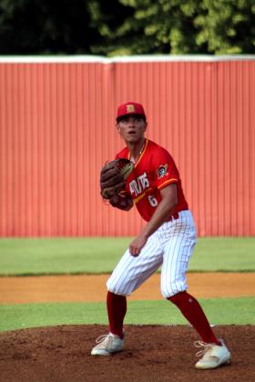Dale Pirates Rout Arapaho-Butler 10-0
