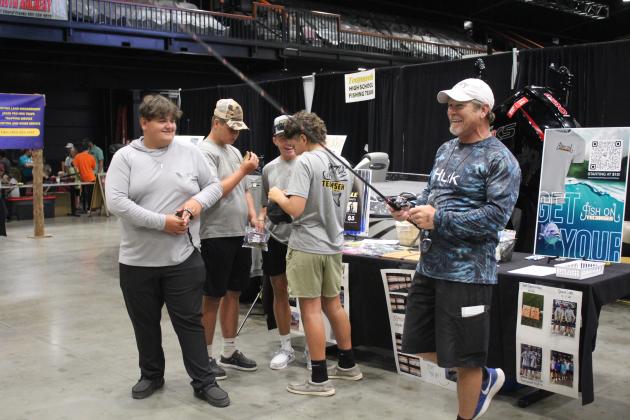 Tecumseh Fishing Team Booth with Keith Hays