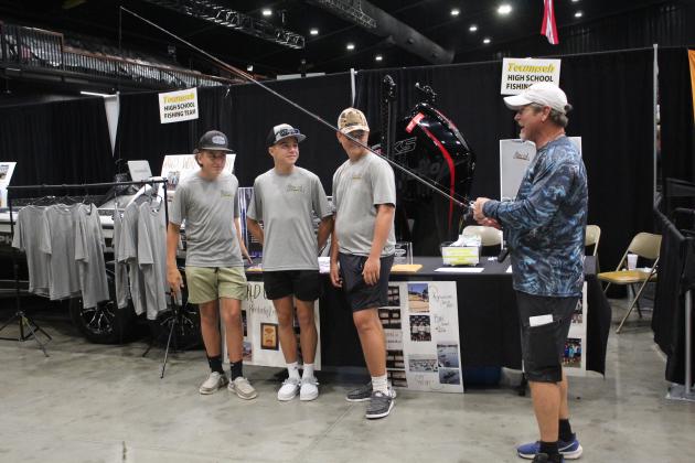Tecumseh Fishing Team Booth with Keith Hays