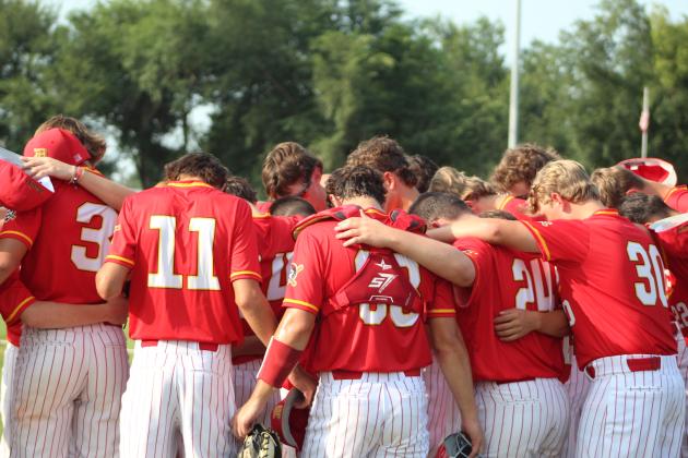 Dale Pirates Rout Arapaho-Butler 10-0