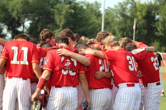 Dale Pirates Rout Arapaho-Butler 10-0