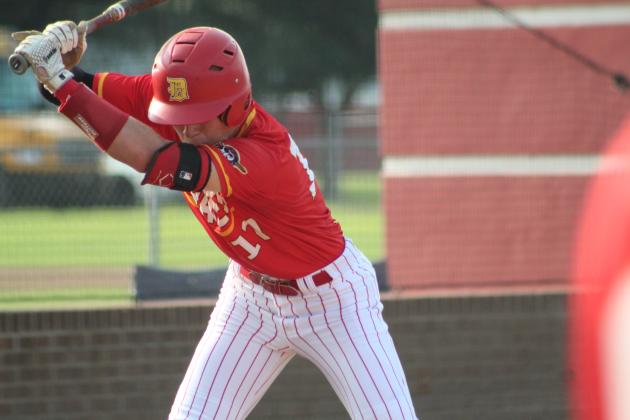 Dale Pirates Rout Arapaho-Butler 10-0