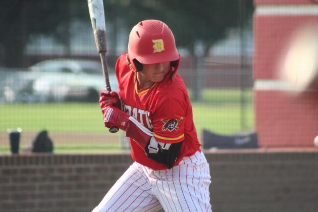 Dale Pirates Rout Arapaho-Butler 10-0